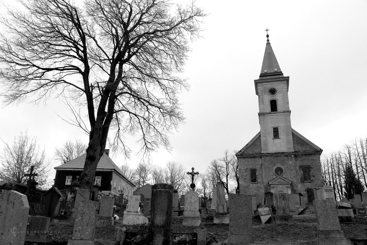 Hřbitov v Horním Polubém (prosinec) 2018_409_2852